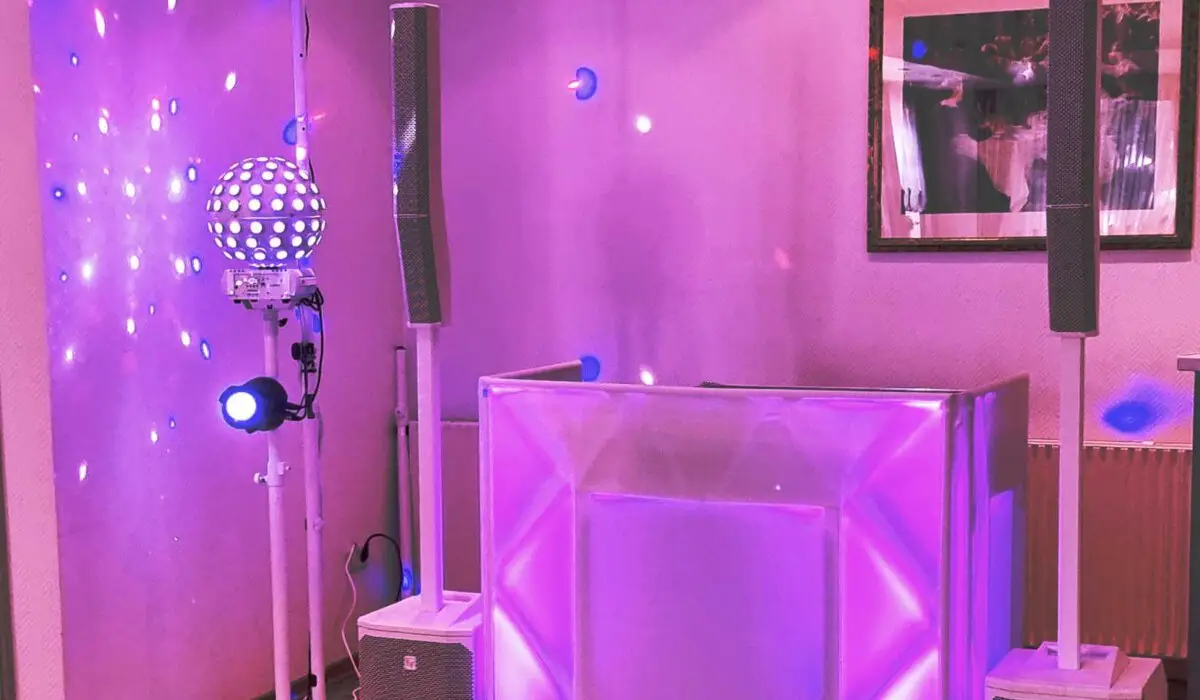 Eckernforde-dj-white-wedding